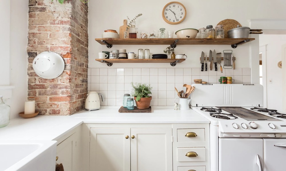 How to Add Warmth to an All-White Kitchen